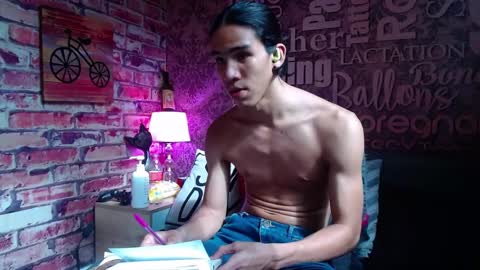 Snapshot of ronymiller_1 chatting on 01-24-25, 08:11 RonyMiller 1 online show from 01-24-25, 08:11