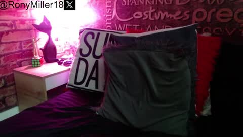 Snapshot of ronymiller_1 chatting on 02-06-25, 10:21 RonyMiller 1 online show from 02-06-25, 10:21