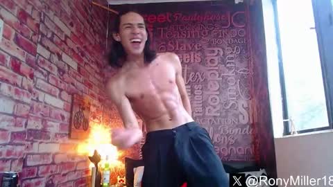 Snapshot of ronymiller_1 chatting on 02-27-25, 04:10 RonyMiller 1 online show from 02-27-25, 04:10