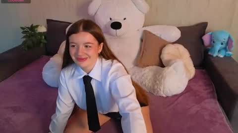 roraline_lov online show from 04-11-26, 03:27