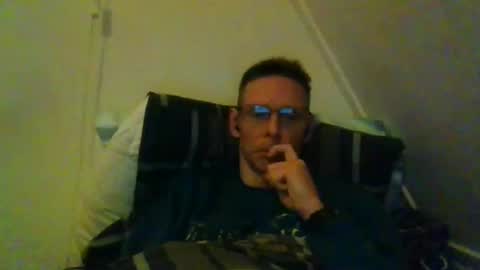 Snapshot of rororober chatting on 01-08-26, 08:44 rororober online show from 01-08-26, 08:44