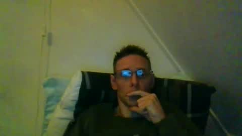 Snapshot of rororober chatting on 01-14-26, 06:46 rororober online show from 01-14-26, 06:46