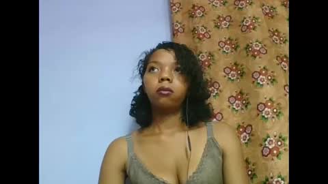 rosah225127 online show from 05-13-26, 06:00