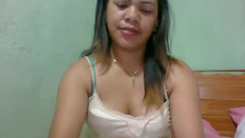 Snapshot of rosah451320 chatting on 07-18-26, 04:16 rosah451320 online show from 07-18-26, 04:16