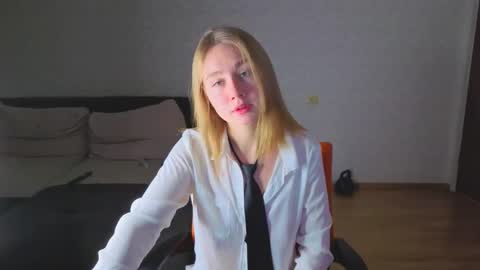 rosalina online show from 01-09-26, 07:11