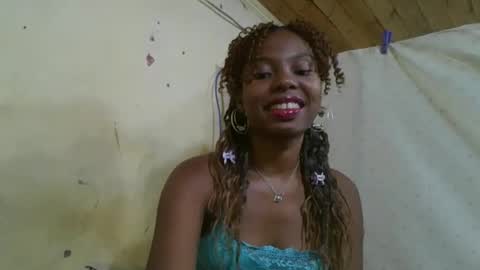 Snapshot of rosalinda933 chatting on 04-27-26, 10:57 Rosalinda online show from 04-27-26, 10:57