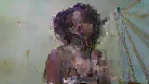 Snapshot of rosalinda933 chatting on 05-13-26, 11:07 Rosalinda online show from 05-13-26, 11:07