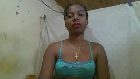 Snapshot of rosalinda933 chatting on 05-28-26, 06:54 Rosalinda online show from 05-28-26, 06:54