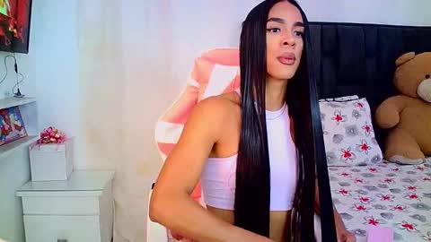 Rosalinda online show from 03-14-26, 03:45