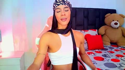 Rosalinda online show from 04-04-26, 07:17