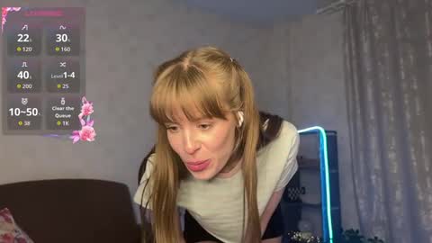 RoosaMoore online show from 03-30-26, 02:51