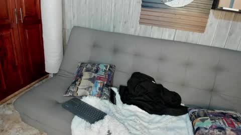 Snapshot of rose_077 chatting on 06-23-26, 02:26 Rose online show from 06-23-26, 02:26