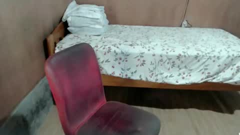 Danielle online show from 04-09-26, 06:19