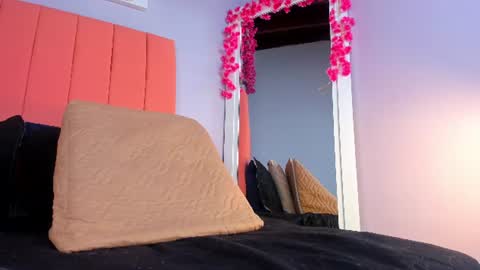 Rosse online show from 06-16-26, 06:54