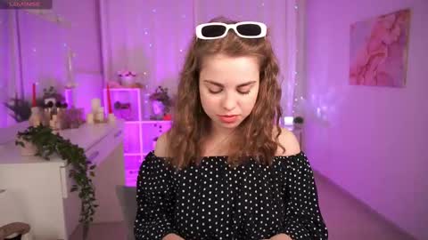 Rose online show from 02-22-25, 06:06