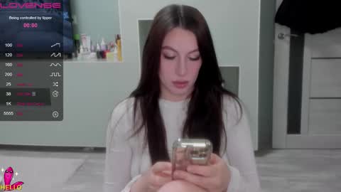 Snapshot of rosepage chatting on 02-13-26, 08:49 Julia online show from 02-13-26, 08:49