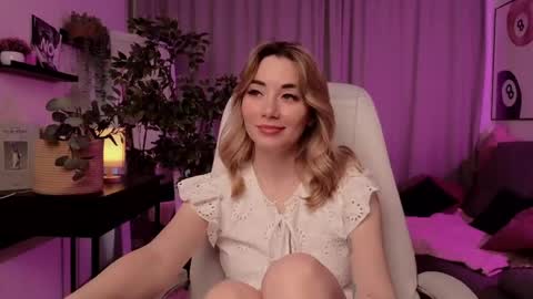 Rosie online show from 05-20-26, 01:12