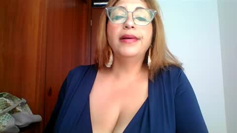 Snapshot of rossanalionheart chatting on 04-23-26, 12:29 Rossana online show from 04-23-26, 12:29