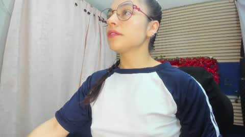 Snapshot of rosse_25 chatting on 06-13-26, 09:18 Would you like to help me with supplementation and sports suits so I can compete in powerlifting online show from 06-13-26, 09:18