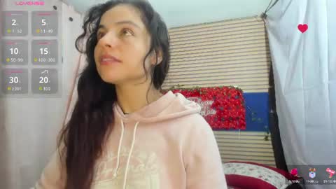 Snapshot of rosse_25 chatting on 07-06-26, 12:57 Would you like to help me with supplementation and sports suits so I can compete in powerlifting online show from 07-06-26, 12:57
