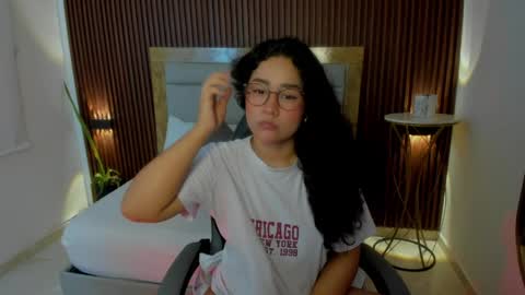 rossie_lanie_ online show from 03-31-26, 07:47