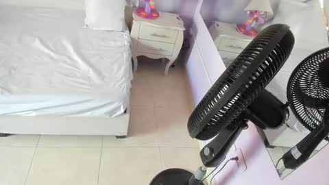 rossluu online show from 03-22-26, 07:50