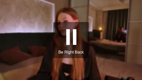 rosy_black_ online show from 10-30-25, 06:52