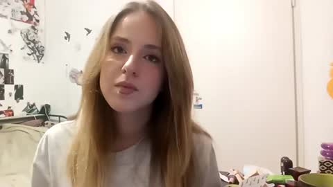 Anna online show from 06-12-26, 07:02