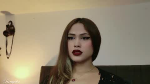 Snapshot of rougedoe chatting on 06-25-26, 01:48 Mistress Lana online show from 06-25-26, 01:48