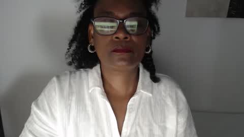 luxa online show from 06-01-26, 11:56