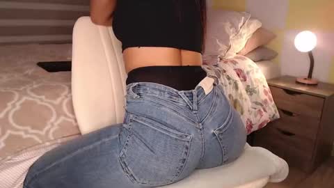 Rouss marie henao  online show from 05-19-26, 01:56