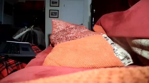 Snapshot of rowa987161 chatting on 04-04-26, 11:40 rowa987161 online show from 04-04-26, 11:40