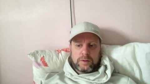 Snapshot of rowannp1 chatting on 03-17-26, 08:39 rowannp1 online show from 03-17-26, 08:39