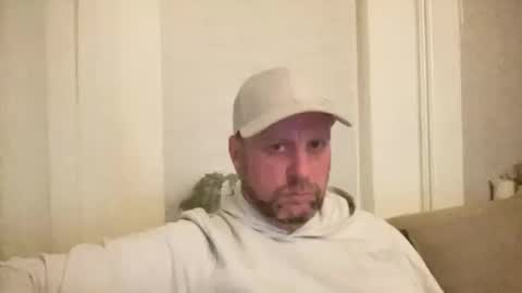 Snapshot of rowannp1 chatting on 04-03-26, 08:51 rowannp1 online show from 04-03-26, 08:51