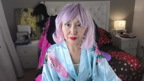 Snapshot of roxalanastar chatting on 07-17-26, 10:00 Roxalana online show from 07-17-26, 10:00