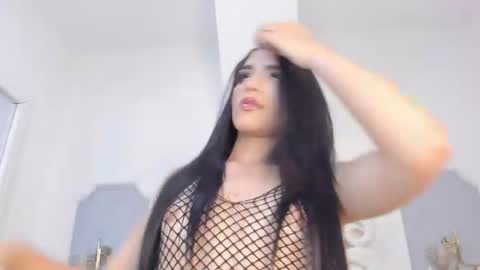 roxana_scott1 online show from 07-03-26, 03:46