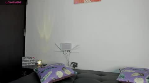 roxanne online show from 05-06-26, 10:04