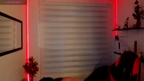 roxanne online show from 05-04-26, 12:12