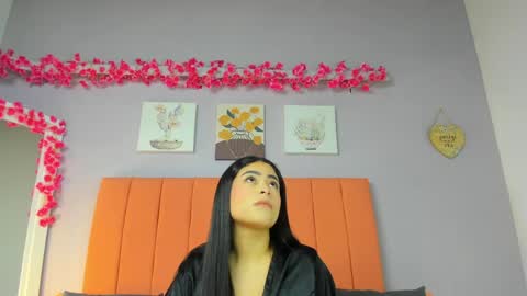 Juliana 3 online show from 06-01-26, 12:07
