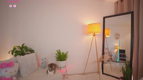  R O X I E  online show from 07-05-26, 04:19