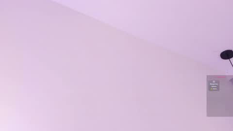 Snapshot of roxie_summers chatting on 05-08-26, 08:14 Roxie online show from 05-08-26, 08:14