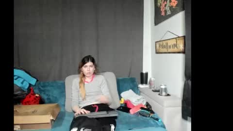 roxihazeleyes online show from 01-16-26, 06:12