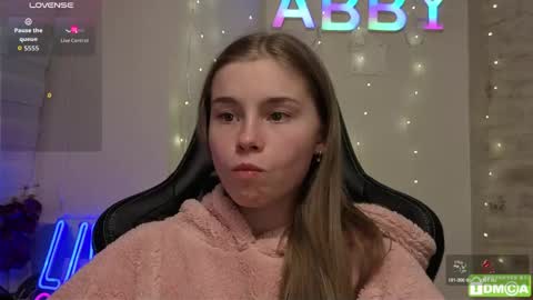 Roxieex ABBY online show from 04-18-26, 08:09