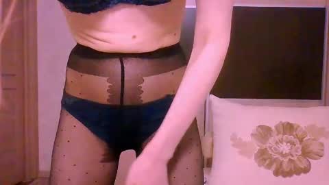 Roxxy Wharton online show from 04-19-26, 06:10