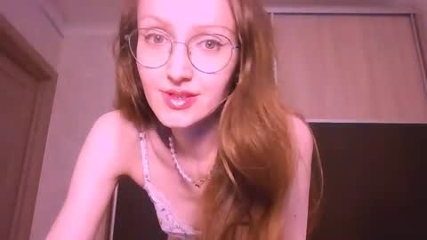 Snapshot of roxxywharton chatting on 07-13-26, 11:24 Roxxy Wharton online show from 07-13-26, 11:24