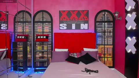 Roxy online show from 06-10-26, 01:28