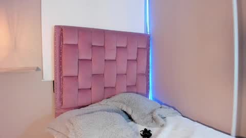 roxy_stone1 online show from 03-31-26, 08:31