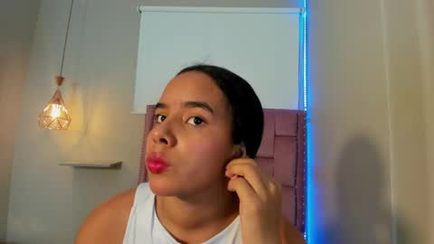 roxy_stone1 online show from 05-19-26, 07:31