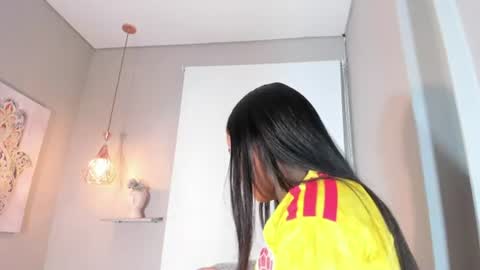 roxy_stone1 online show from 07-07-26, 07:18