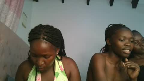 royal_goddes2 online show from 06-29-26, 03:35